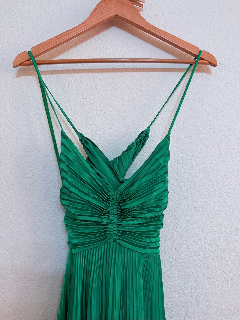 A.L.C ALC pleated gown in green size 2 - Picture 6 of 11